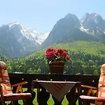 Waldrebe Грайнау
